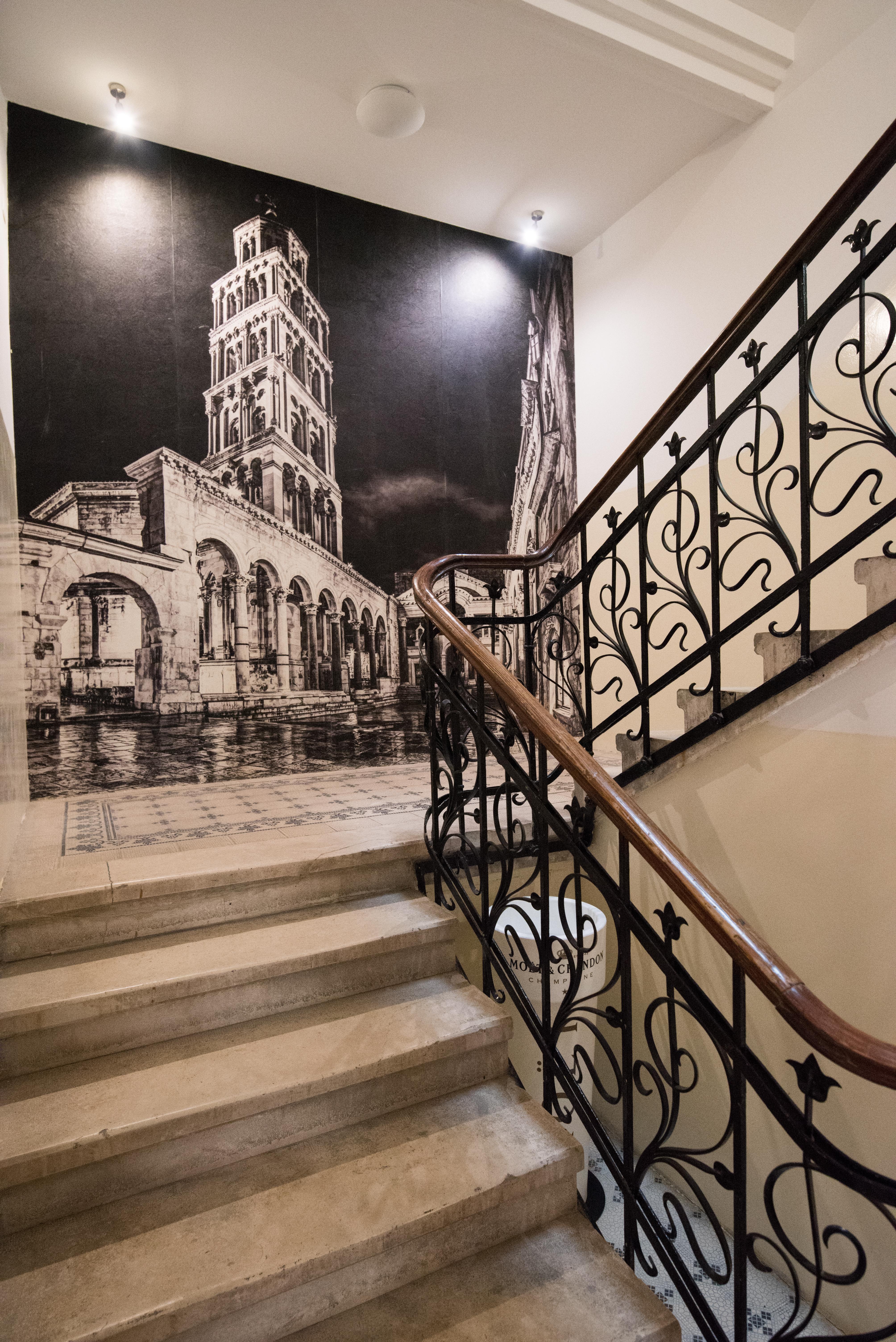 Central Square Heritage Hotel สปลิท ภายนอก รูปภาพ